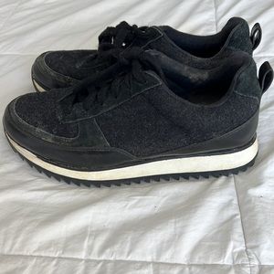 Zara Trafaluc Leather and Wool Black Lace Up shoes